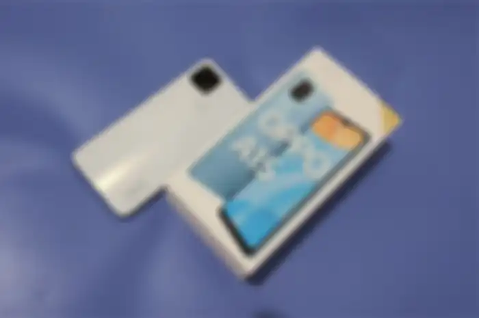 Kotak Oppo A15