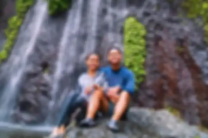 Azriel Hermansyah dengan Sarah Menzel