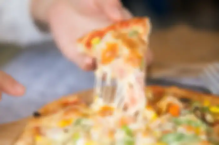 Pizza termasuk makanan yang tinggi akan garam
