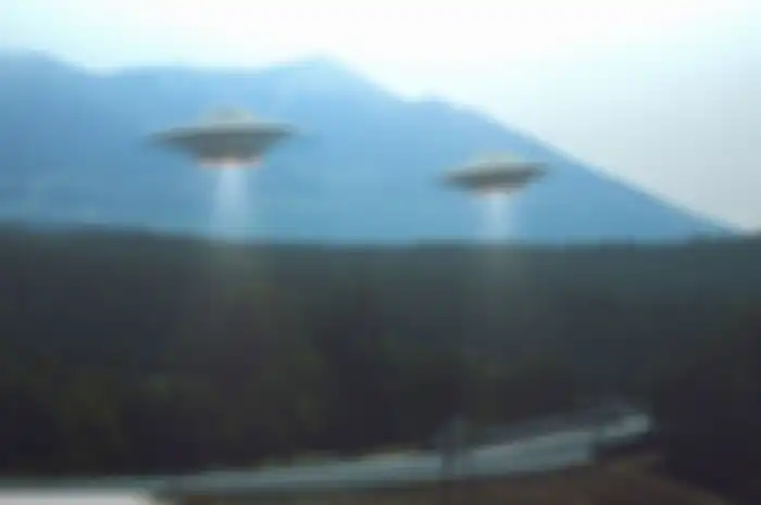 Ilustrasi UFO (Unidentified Flying Object), wahana mahluk luar angkasa (alien). 