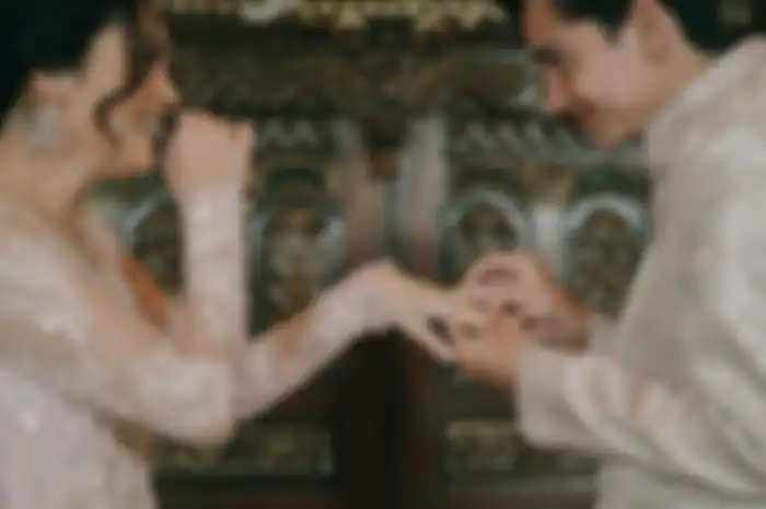 Adipati Dolken dan Canti Tachril