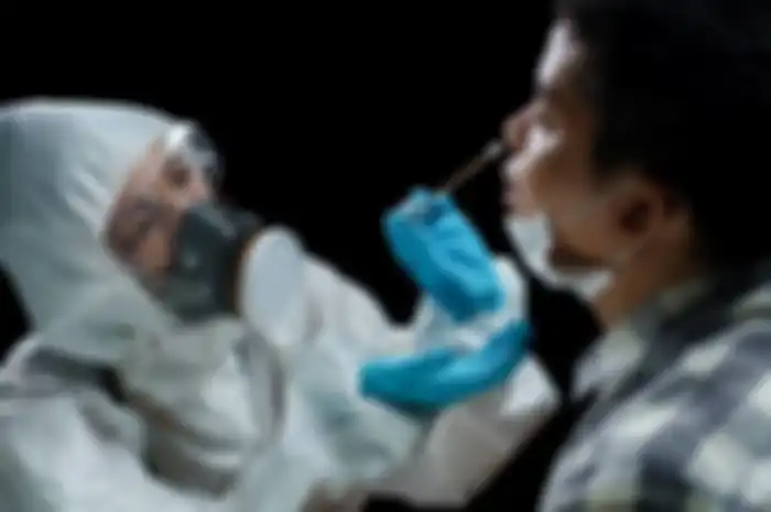 (Ilustrasi) Mau Keluar Rumah? Ini Tarif Rapid Test Antigen, Seharga Sepatu Lokal!