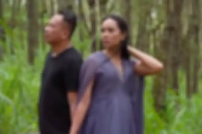 Vicky Prasetyo dan Kalina Ocktaranny 