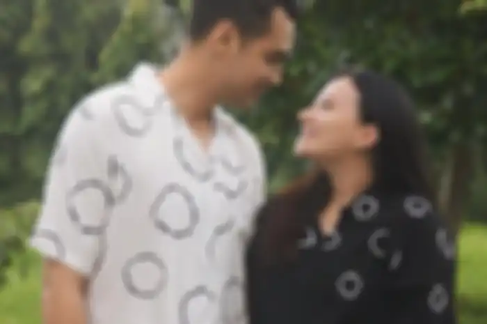 Asmirandah melahirkan