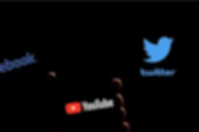 Facebook, YouTube, Twitter di ban Rusia