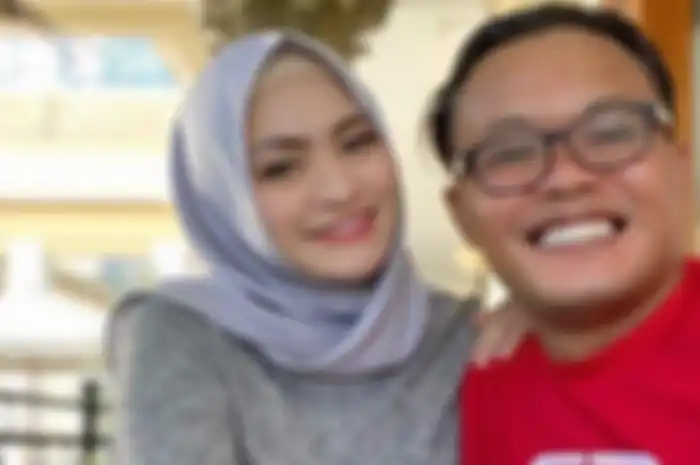Putuskan Mualaf Demi Menikah dengan Sule, Nathalie Holscher Hadiri Perayaan Natal Keluarga Besarnya Tanpa Suami dan Anak-Anak Lina: Enggak Pernah Lupa Sama Akang