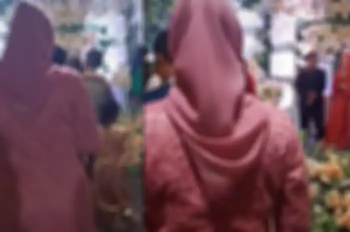 Viral wanita datangi pernikahan mantan suami