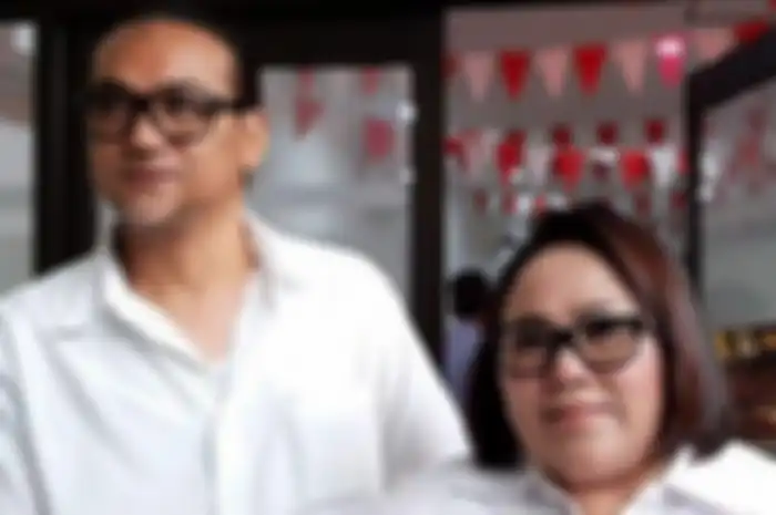 Iyan Sambiran dan Nunung