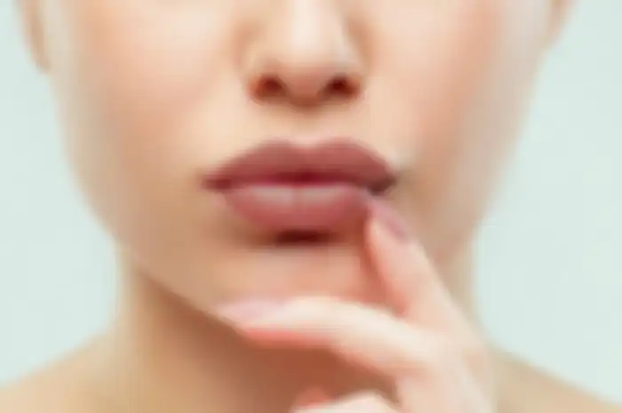 Ilustrasi bibir hitam