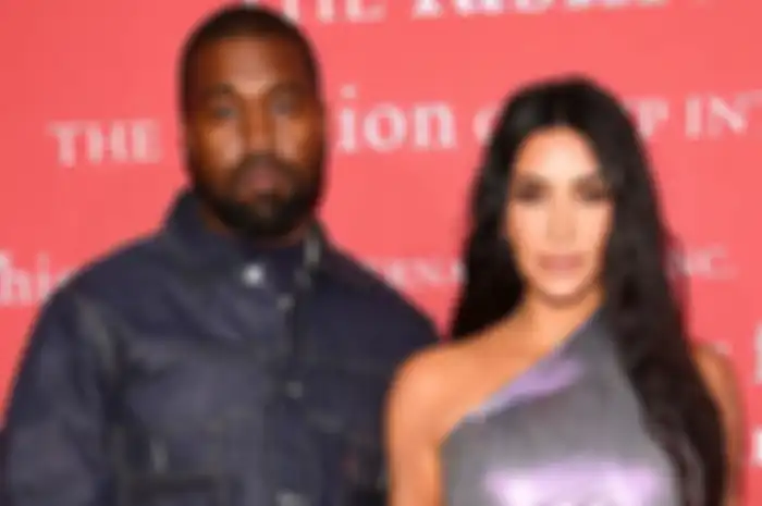 Kanye West dan Kim Kardashian West.