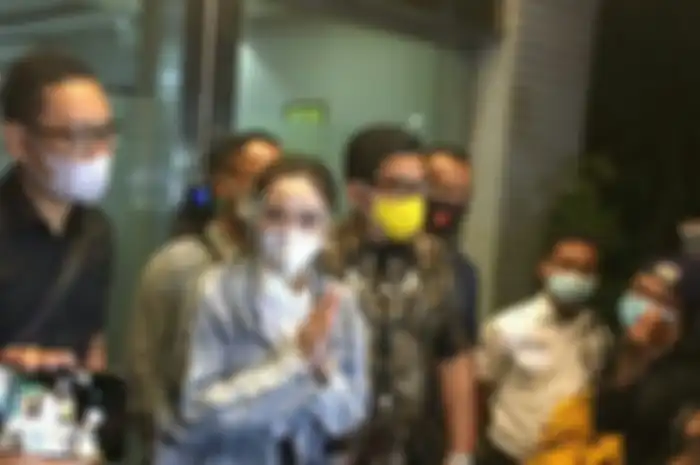 Artis Gisel Anastasia telah menjalani pemeriksaan sebagai tersangka terkait video syur di gedung Ditreskrimsus Polda Metro Jaya, Jumat (8/1/2021).