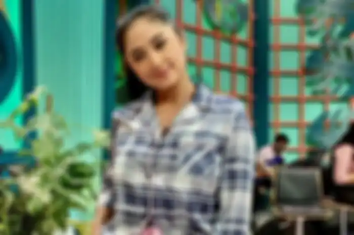Dewi Perssik