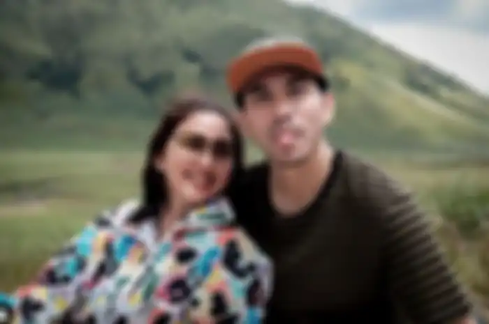 Darius Sinathrya dan Donna Agnesia