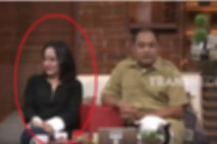 Nasibnya Bak Bumi dan Langit, Kiwil Pusing Gegara Poligami, Azis Gagap Justru Hidup Tentram dengan Dua Istri, Terbongkar Sosok Istri Muda Sang Pelawak Bukan Orang Sembarangan