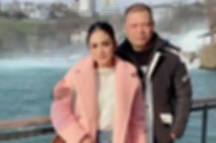 Krisdayanti dan Raul Lemos 