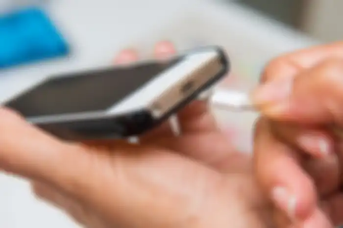 Charge handphone