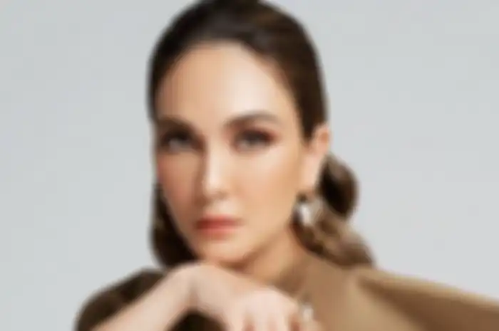 Luna Maya dengan mudah beli mobil milyaran rupiah, ternyata dua kakaknya harus kerja keras lakoni profesi ini