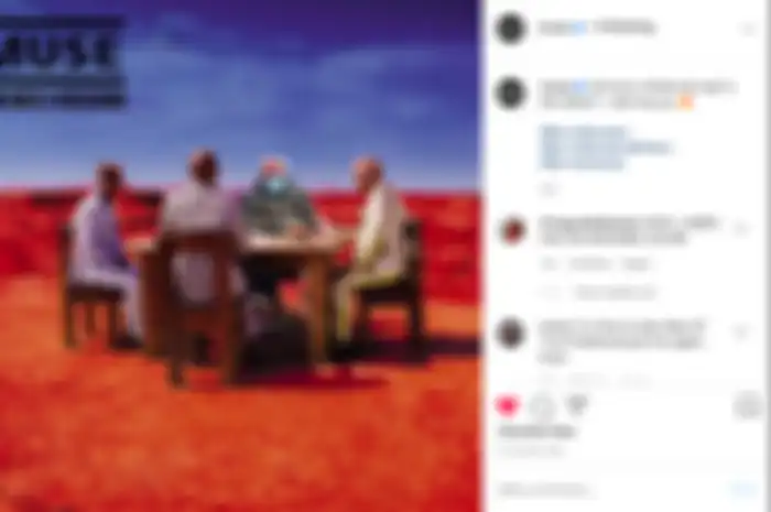 Muse nggak mau kalah ikut ngedit foto Bernie Sanders di cover albumnya. 