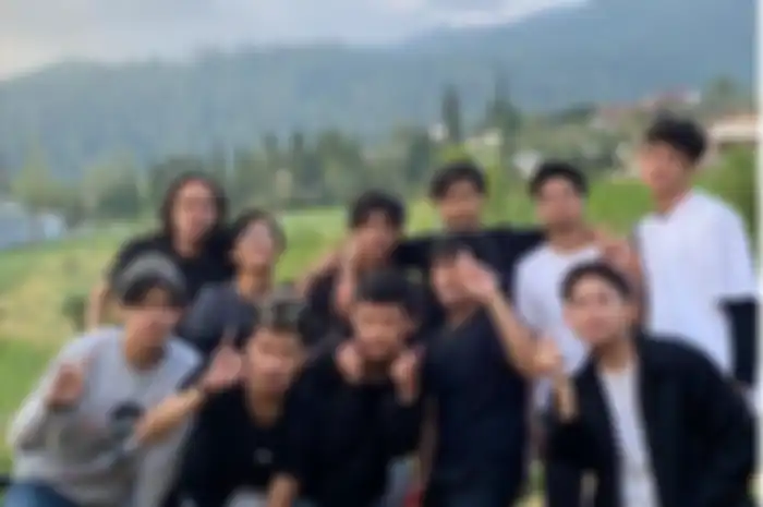 Profil Viens Boys, artis TikTok yang kini diperiksa Polres Madiun Kota karena menimbulkan kerumunan di tengah pandemi Covid-19.