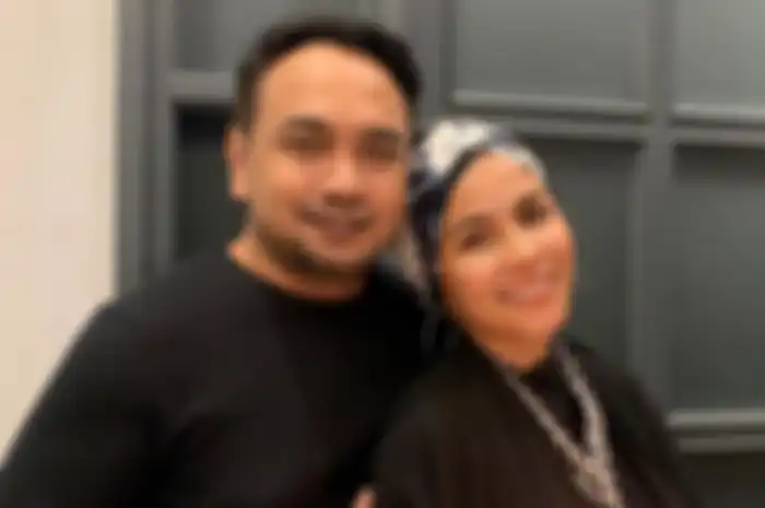 Bebi Romeo dan Meisya Siregar