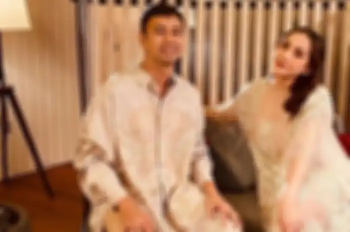 Raffi Ahmad tertawa lihat kelakuan Nagit Slavina