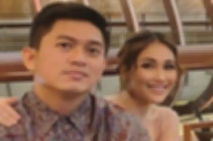 Ayu Ting Ting ogah bahas Adit Jayusman