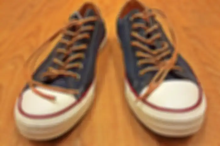 Ilustrasi Sneakers