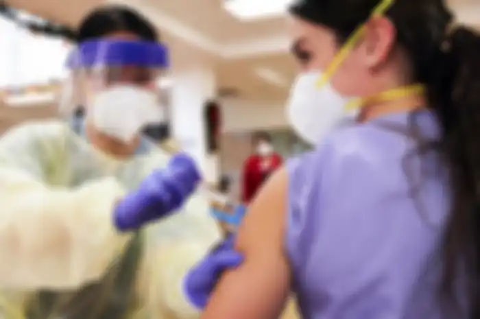 Cara optimalkan antibodi setelah vaksinasi Covid-19