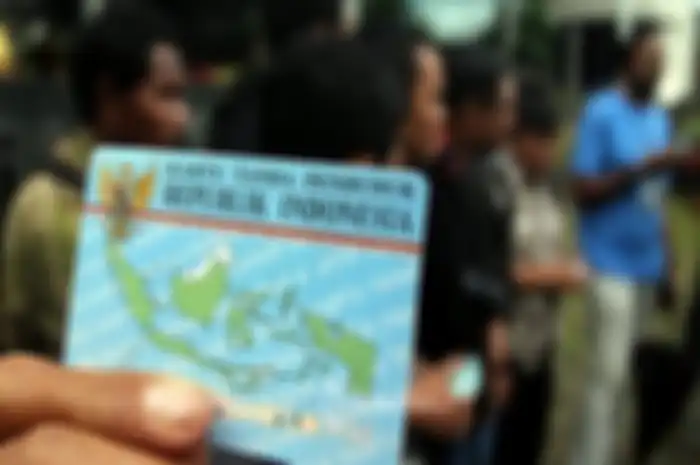 Ilustrasi. Bayar pajak kendaraan wajib pakai KTP, ini alasannya.