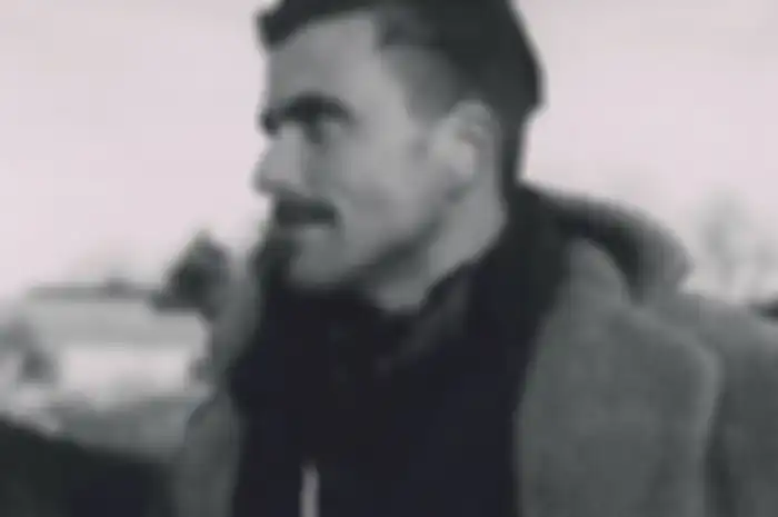 Anthony Green merilis EP 'Let's Start A Band'.