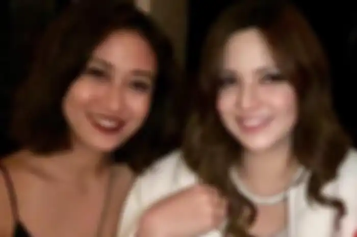 Gita Janu dan Nia Ramadhani