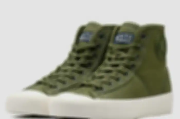 Sneakers High Warna Hijau Brodo