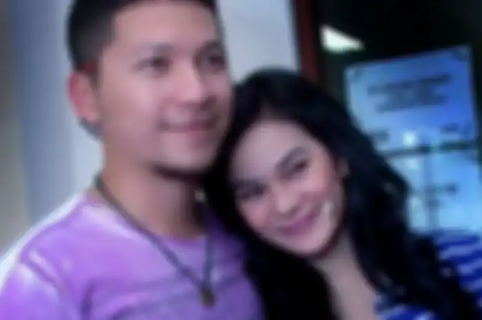 Gading Marten dan Astrid Tiar sewaktu pacaran dulu.