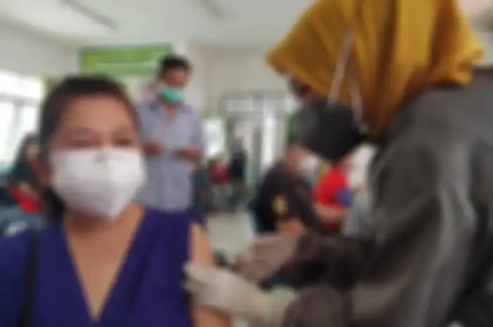 Vaksin Tak Menjamin Kebal Virus. Keluar Daerah Tetap Harus di Swab Atau Antigen
