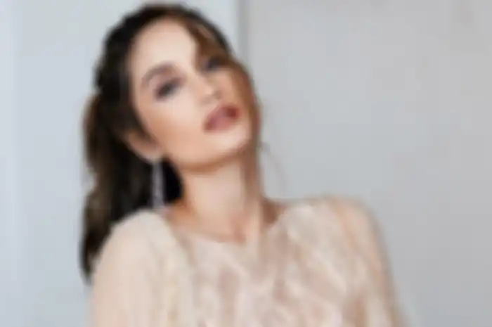 Cinta Laura