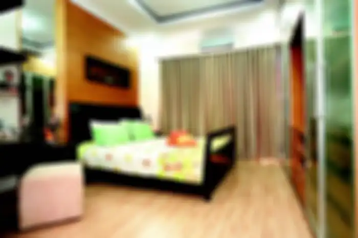 Ilustrasi panel atau dinding dekoratif yang diletakkan di dinding belakang tempat tidur.