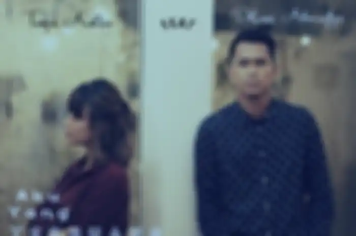 Tami Aulia feat. Dhani Atmadja merilis single sekaligus video musik  'Aku Yang Terbuang' pada Senin (8/3/2021).