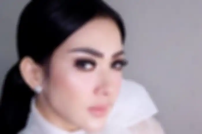 Syahrini 