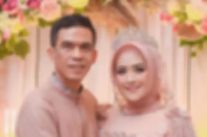 Meggy Wulandari tidak malu turun ke dapur masak sarapan untuk keluarga tercinta