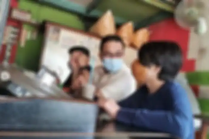 Cerita lucu Anies Baswedan nongkrong di warung kopi dan ada seorang warga yang tak mengenalinya.