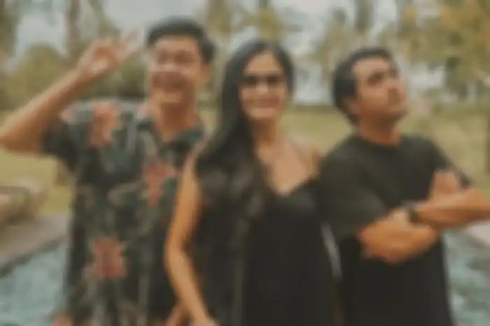 Beda jauh dengan saudara tirinya, intip gaya mewah putra Donna Harun yang bak bumi dan langit dengan Ricky Harun