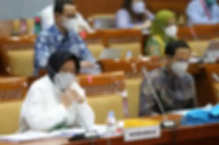Menteri Sosial Tri Rismaharini