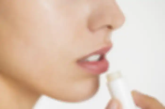 Mengatasi bibir kering