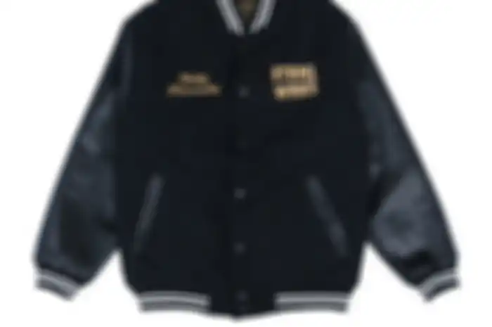 5 Rekomendasi Jaket Varsity Brand Lokal Warna Hitam dengan Desain Keren