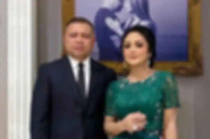 Krisdayanti dan Raul Lemos