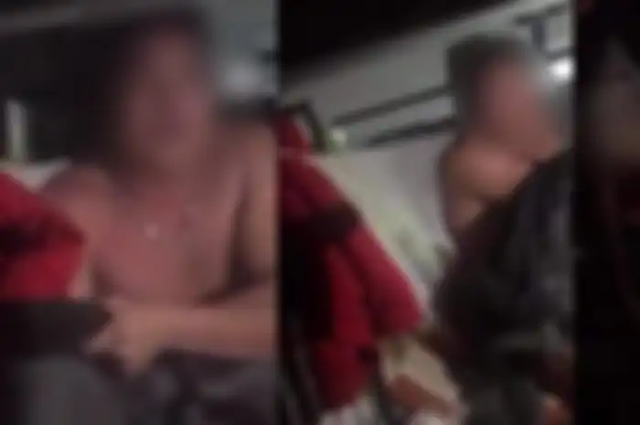 Pasangan kepergok selingkuh viral di dalam mobil