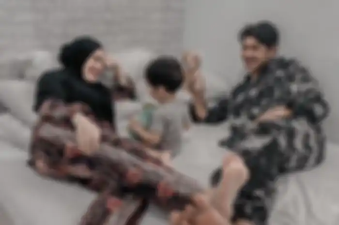 Putri Anne, Arya Saloka, dan putranya