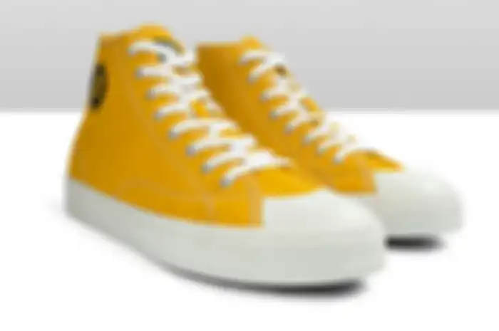 5 Rekomendasi Sneakers High Brand Lokal Warna Kuning di Bawah 300 Ribu