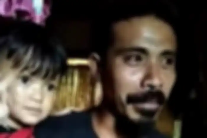 Selo, bocah empat tahun yang selamat dari banjir bandang di Adonara