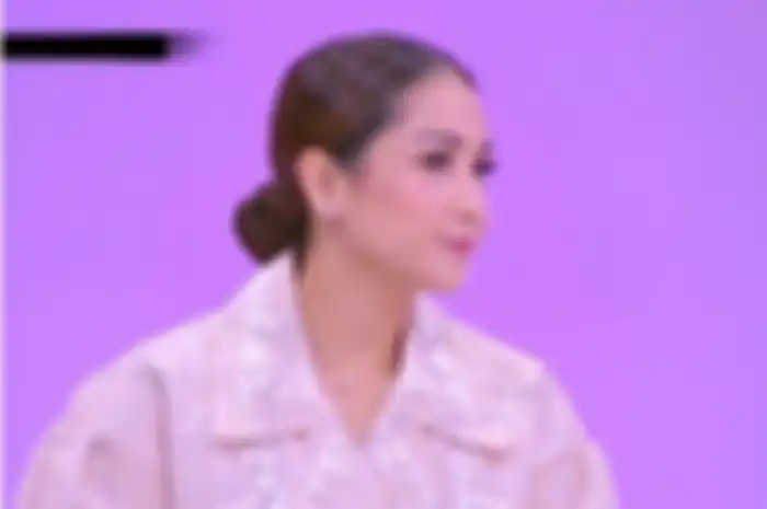 Nagita Slavina Kenakan Busana Mirip Kain Bekas, Netizen Justru Tertipu dengan Harganya: Nggak Bisa Ditebak!